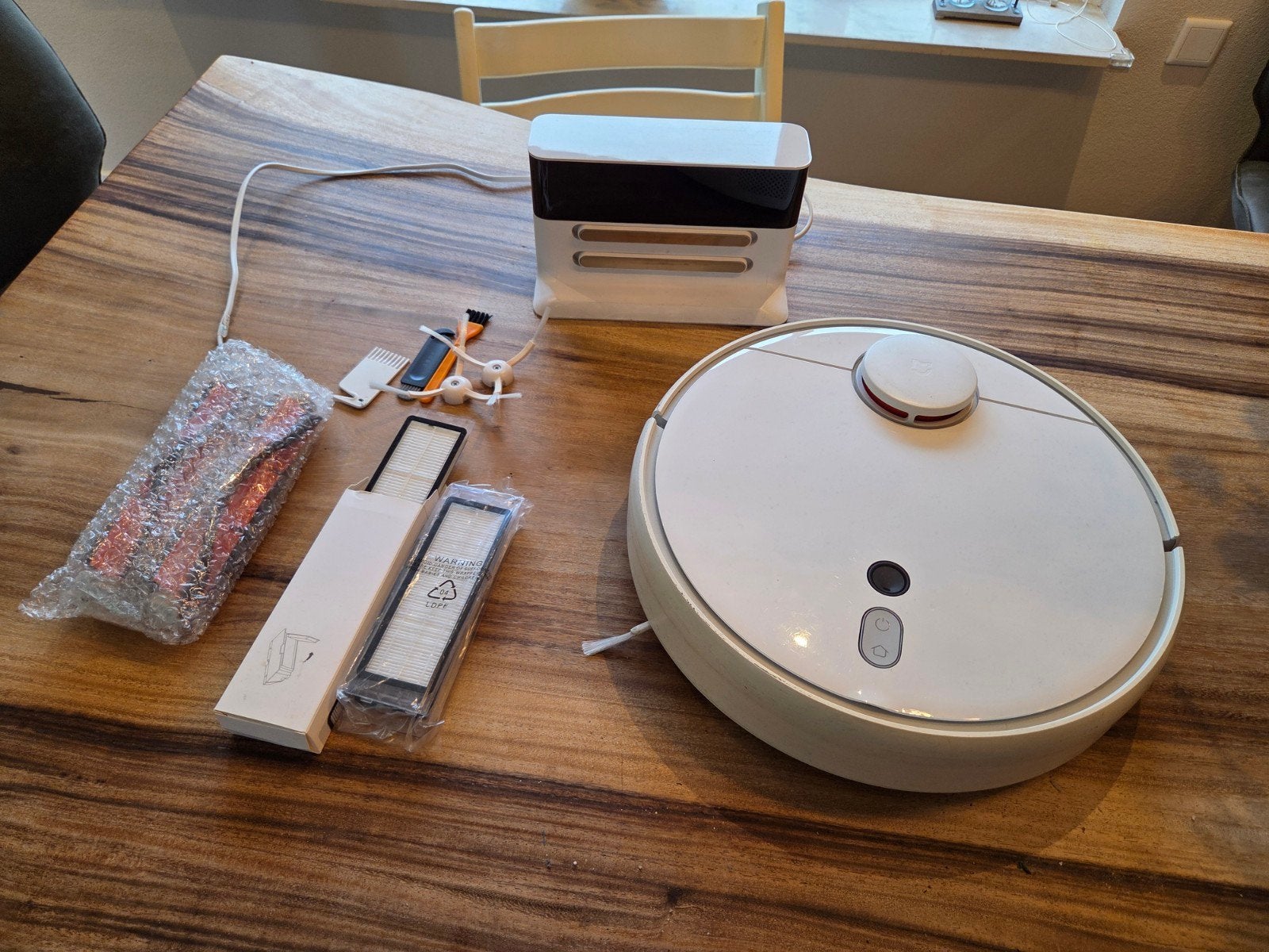 Xiaomi Mi Robot Vacuum 1S (roborock - 2019) met accessoires, Witgoed en Apparatuur, Stofzuigers, Overige merken, Gebruikt, Ophalen of Verzenden