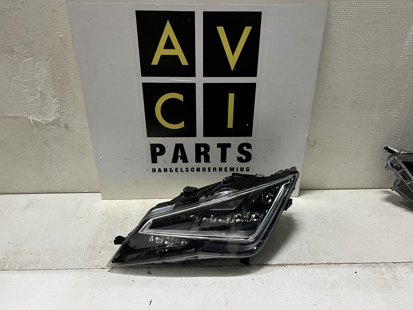 Koplamp Seat Leon 5F Facelift Full led 5F1941007E links comp, Gebruikt, -, -, Ophalen of Verzenden