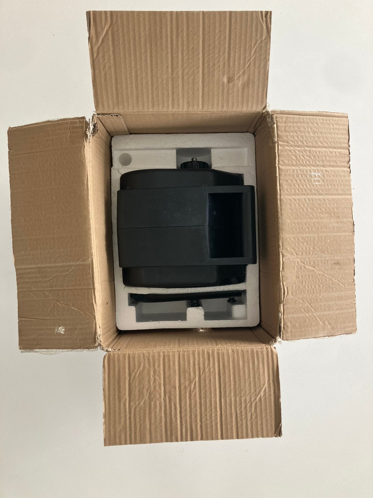 Hbm draagbare elektrische lier, 12volt 900kg, Ophalen of Verzenden, Zo goed als nieuw, Elektrisch