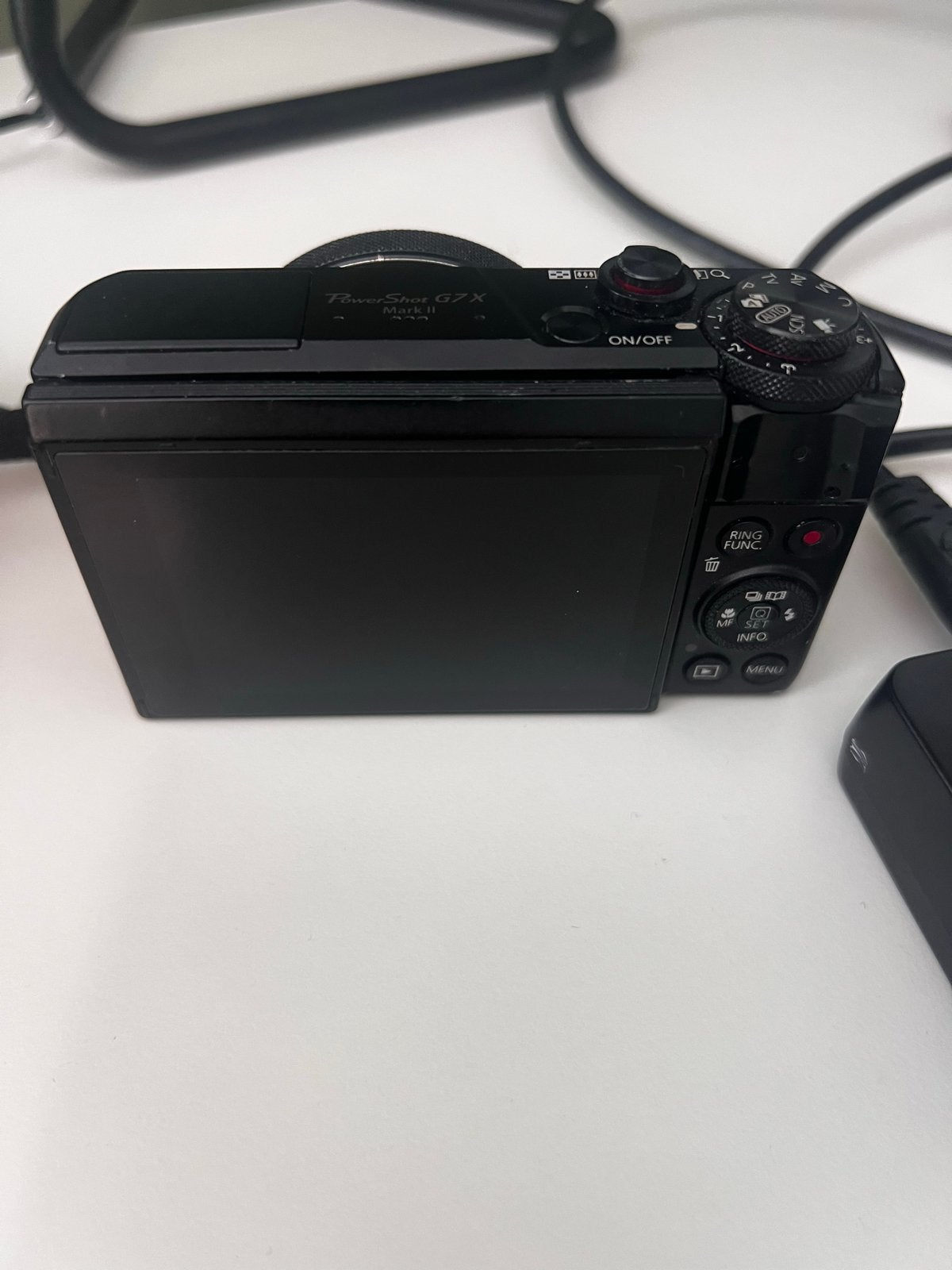 Foto 2 van Canon PowerShot G7 X Mark II - Compactcamera