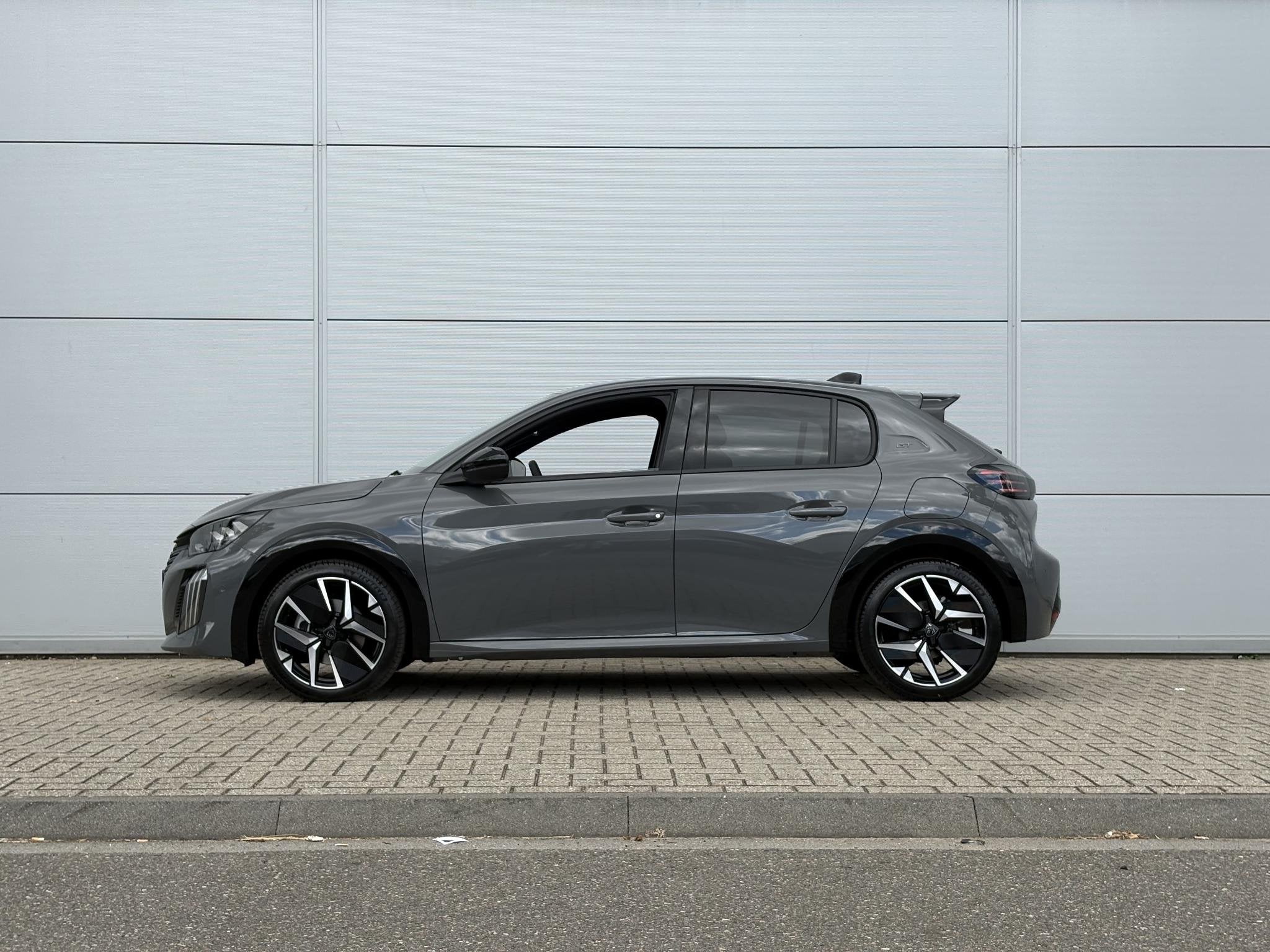 Peugeot 208 1.2 Hybrid 145 e-DCS6 GT | Camera | Adaptieve cr, 145 pk, 1203 kg, Euro 6, 1199 cc