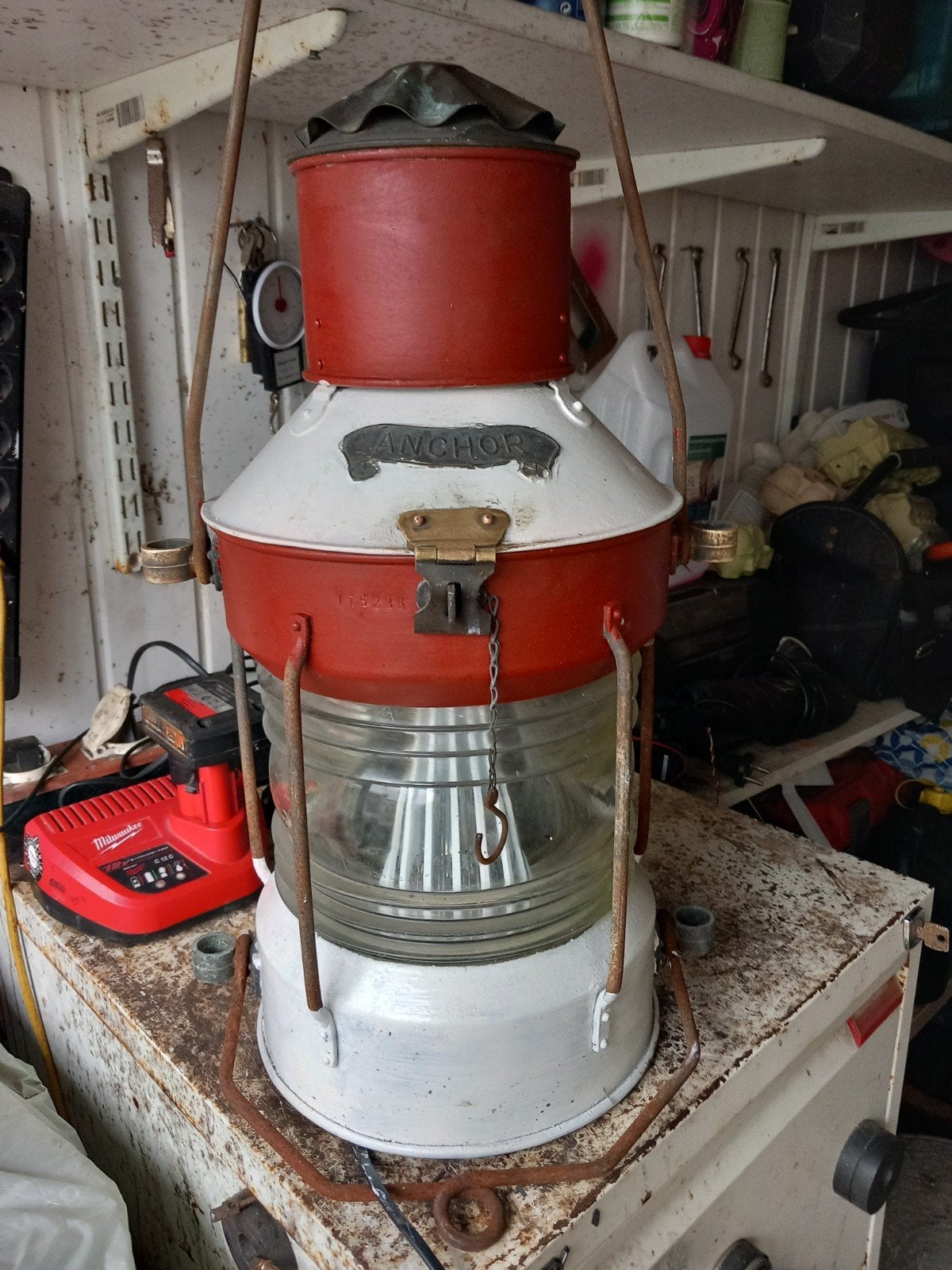 Vintage Anker Scheepslamp - Rood/Wit Navigatielicht, Antiek en Kunst, Antiek | Lampen, Ophalen
