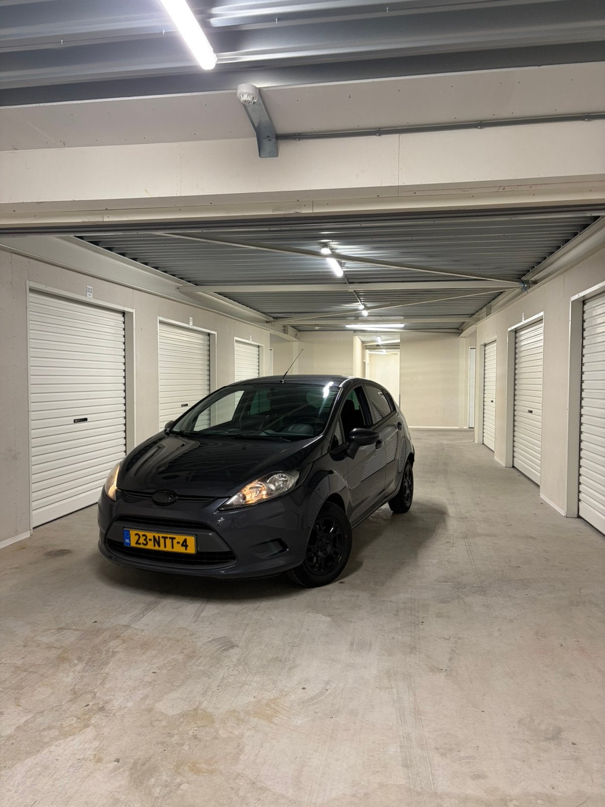Ford Fiësta 1.25 44KW 5DR 2010 Grijs