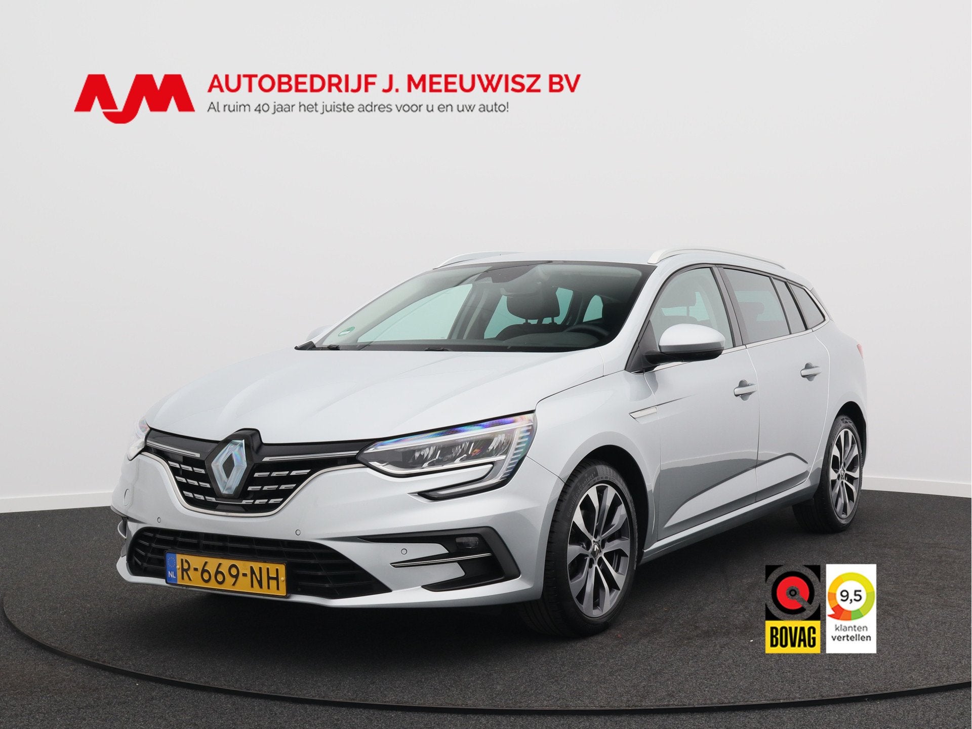 Renault Mégane Estate 1.3 TCe 140 Techno/ automaat/ trekhaa, Auto's, Gebruikt, 4 cilinders, Parkeersensor, Leder en Stof