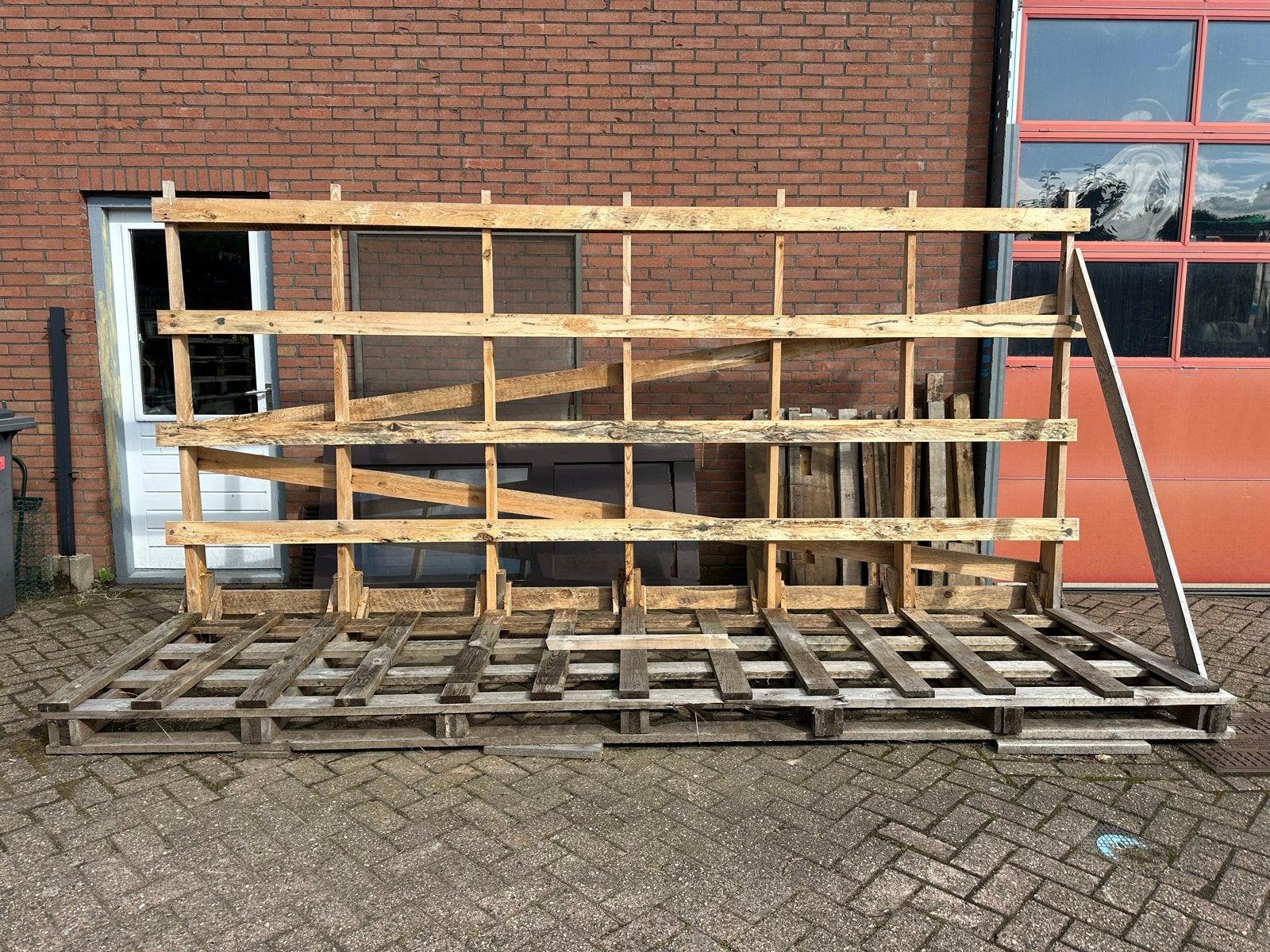 Houten opslagrek / kozijnbok, Minder dan 3 m³, Ophalen