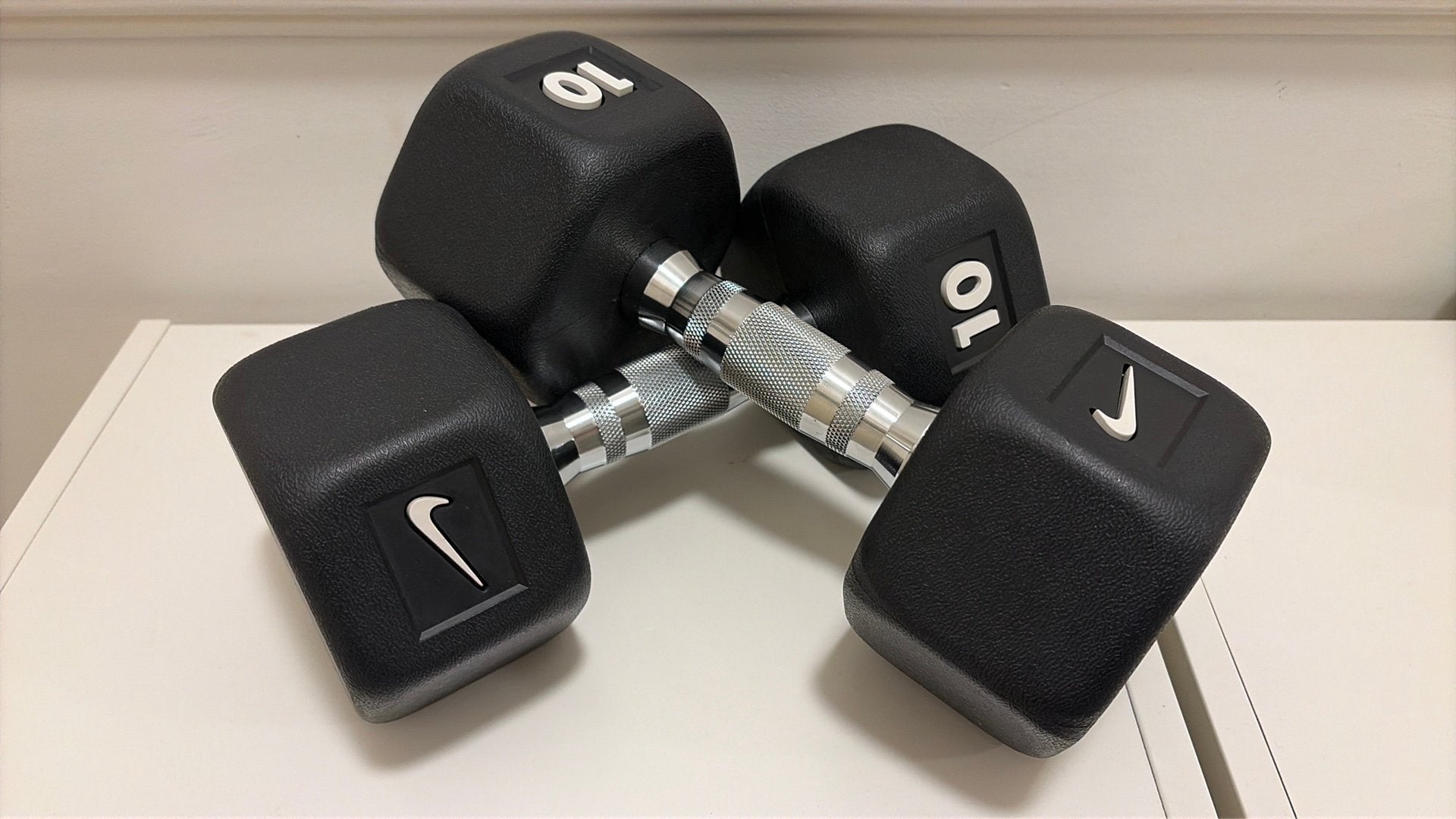 Nike Strenght Dumbbell set 10kg, Ophalen, Zo goed als nieuw, Dumbbell