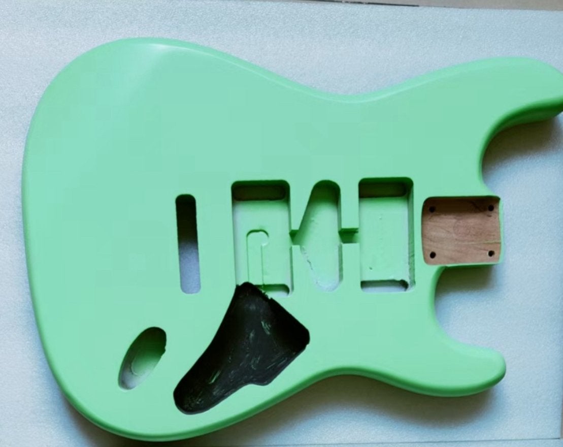 Stratocaster body HSH Sea Foam Green Nitro satin new!, Muziek en Instrumenten, Verzenden, Geen, Geen, Jpsg