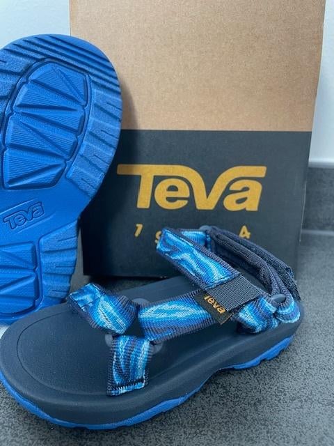 25% op Teva sandaal HURRICANE XLT2 WAVES MOOD INDIGO maat 21, Teva, Customerservicesnl@teva-eu.com, Kloosterstraat 29 Simpelveld