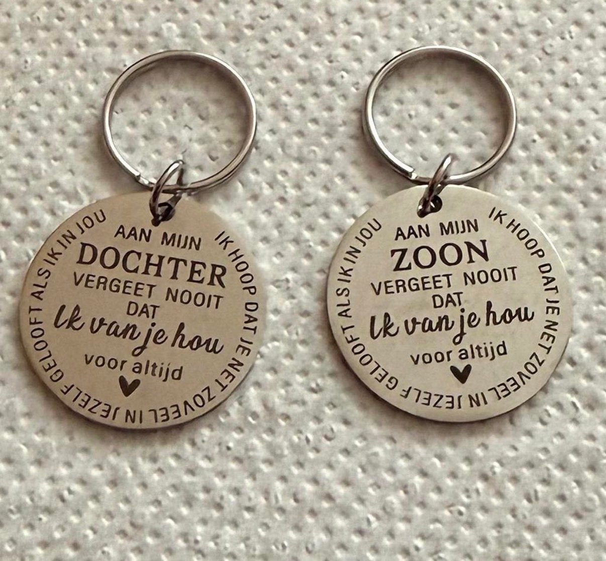 Inspirerende sleutelhanger zoon/dochter met letter, Ophalen of Verzenden, Nieuw, Overige typen