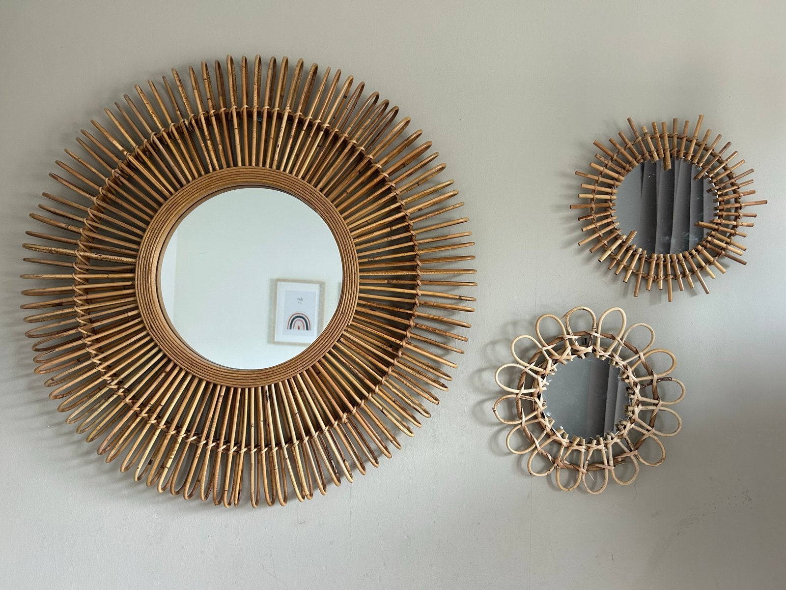 3 Xenos spiegels, rotan, zon en bloem design, Huis en Inrichting, Ophalen, Gebruikt, Rond, Minder dan 100 cm
