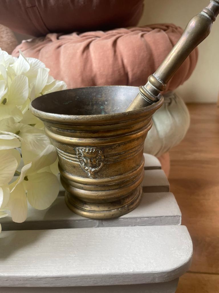 Antieke bronzen vijzel met stamper, Ophalen of Verzenden