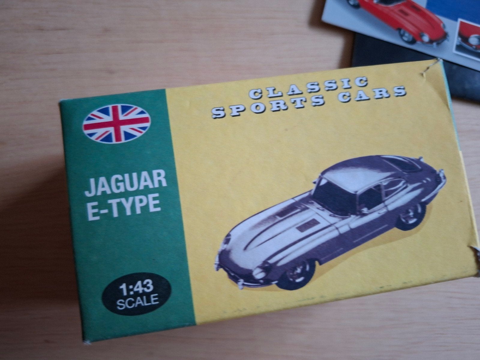 te koop een mooie Jaguar 1/43, Hobby en Vrije tijd, Ophalen of Verzenden, Nieuw, Auto, Overige merken
