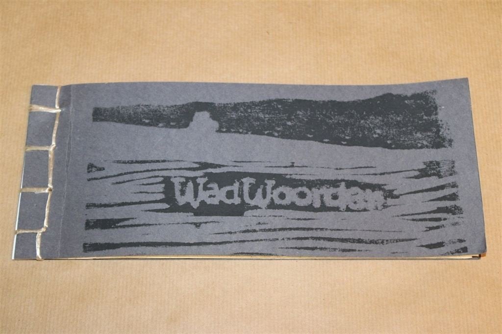 WadWoorden — Bibliofiel Waddenboekje Zeldzaam, Ophalen of Verzenden, Gelezen
