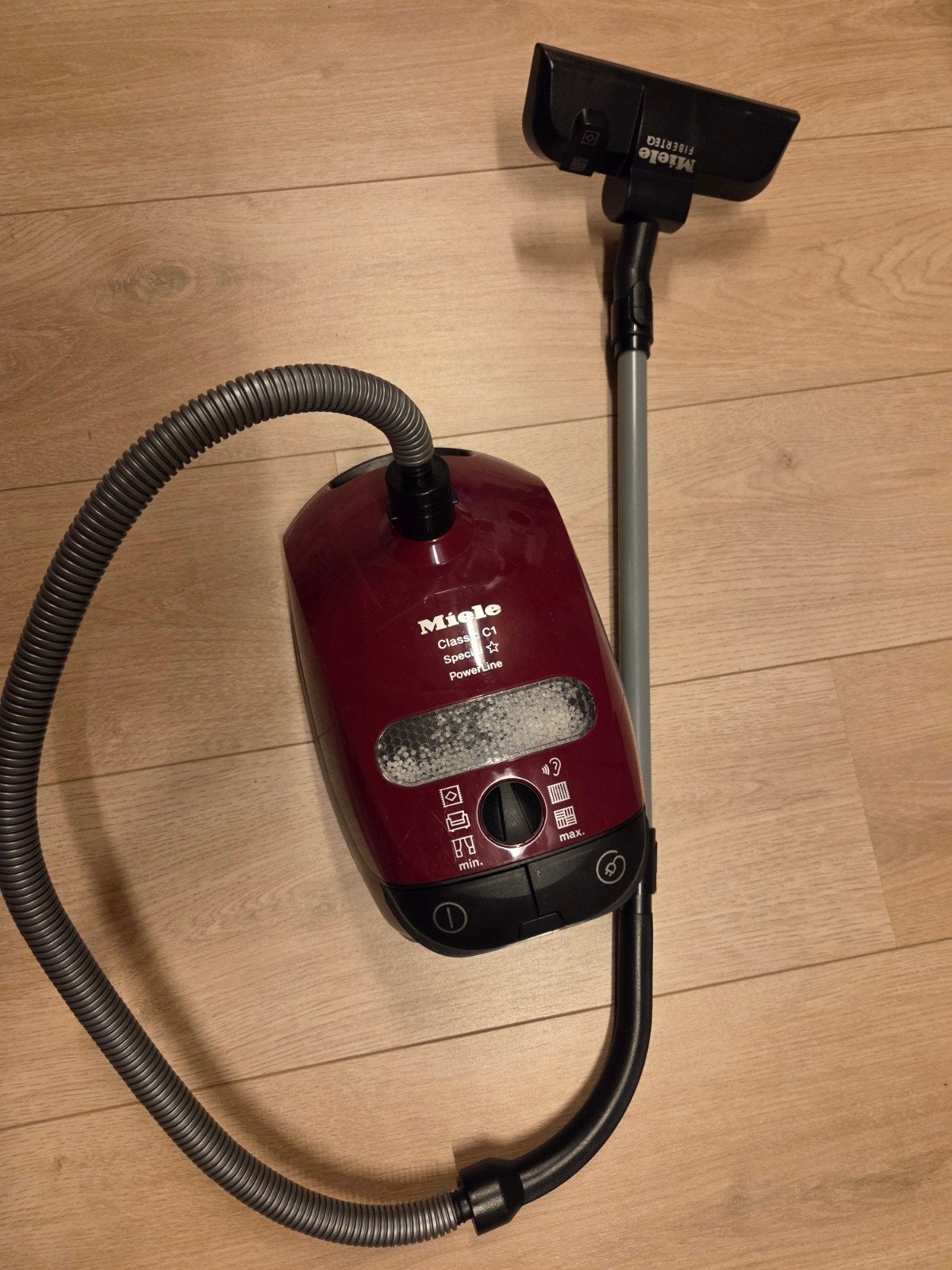 kinder stofzuiger Miele, Ophalen