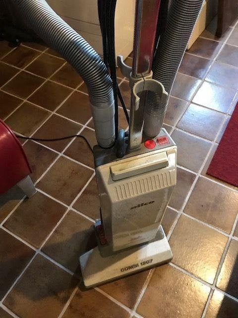 professionele steelstofzuiger stofzuiger Nilco, Witgoed en Apparatuur, Stofzuigers, Ophalen, Overige merken, Gebruikt, 1600 tot 2000 watt