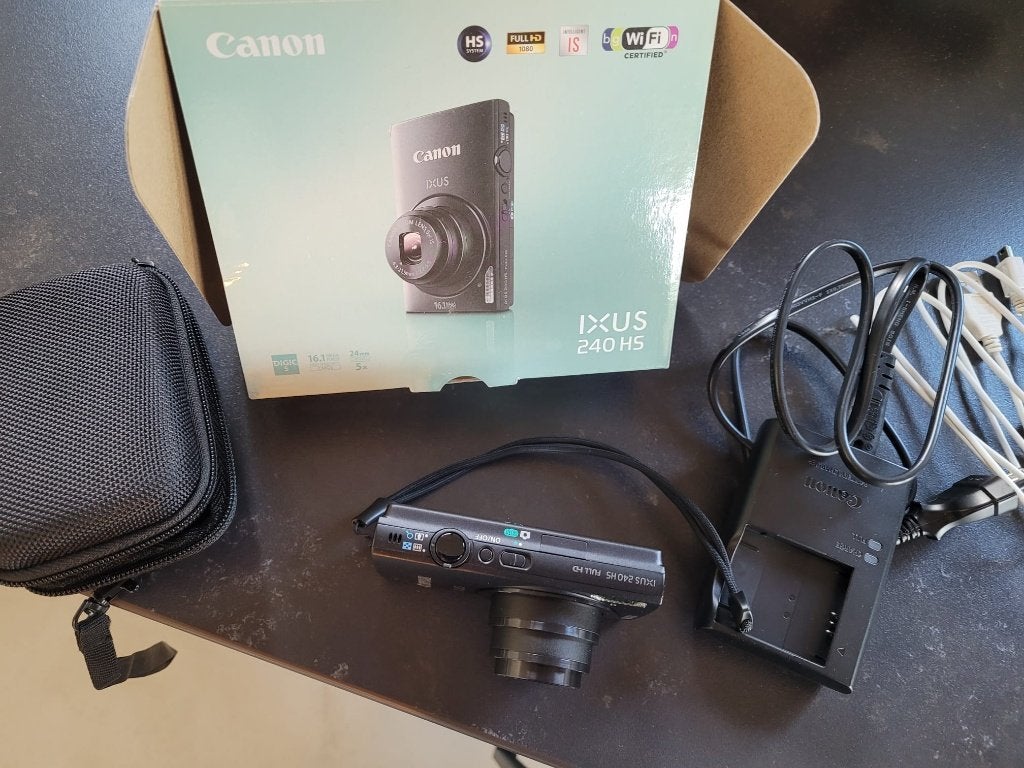 Canon ixus 240hs, Ophalen, Zo goed als nieuw, Canon, 4 t/m 7 keer