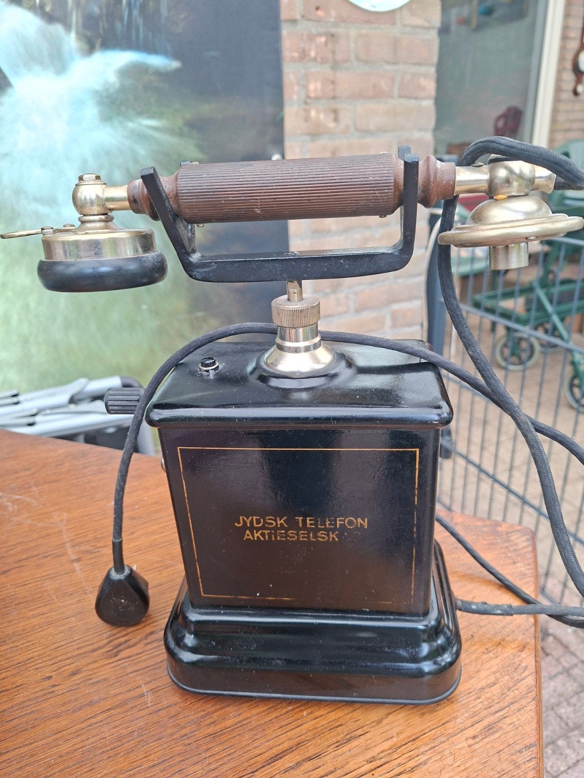 Antieke Jydsk Telefon Aktieselskab Telefoon, Ophalen