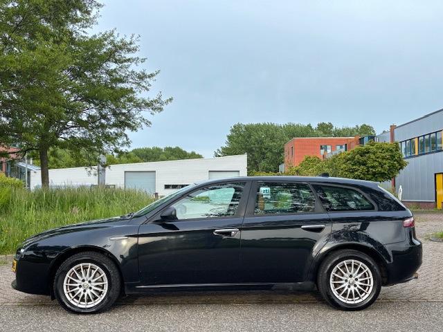 Alfa Romeo 159 Sportwagon 1.8 mpi Business ECC Android Elect, Auto's, Alfa Romeo, Gebruikt, 4 cilinders, 1796 cc, Zwart