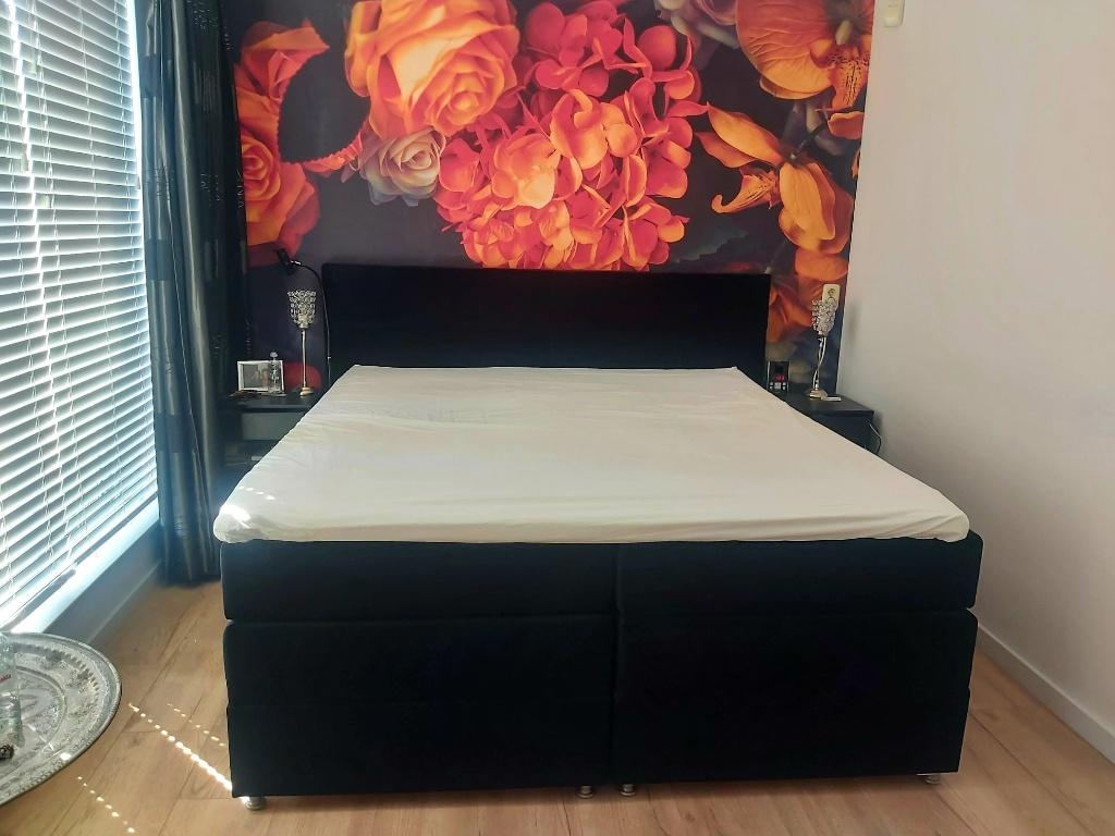 BOXSPRING 2 PERS ZWART OPBERGRUIMTE, Ophalen, Gebruikt, Zwart, Tweepersoons