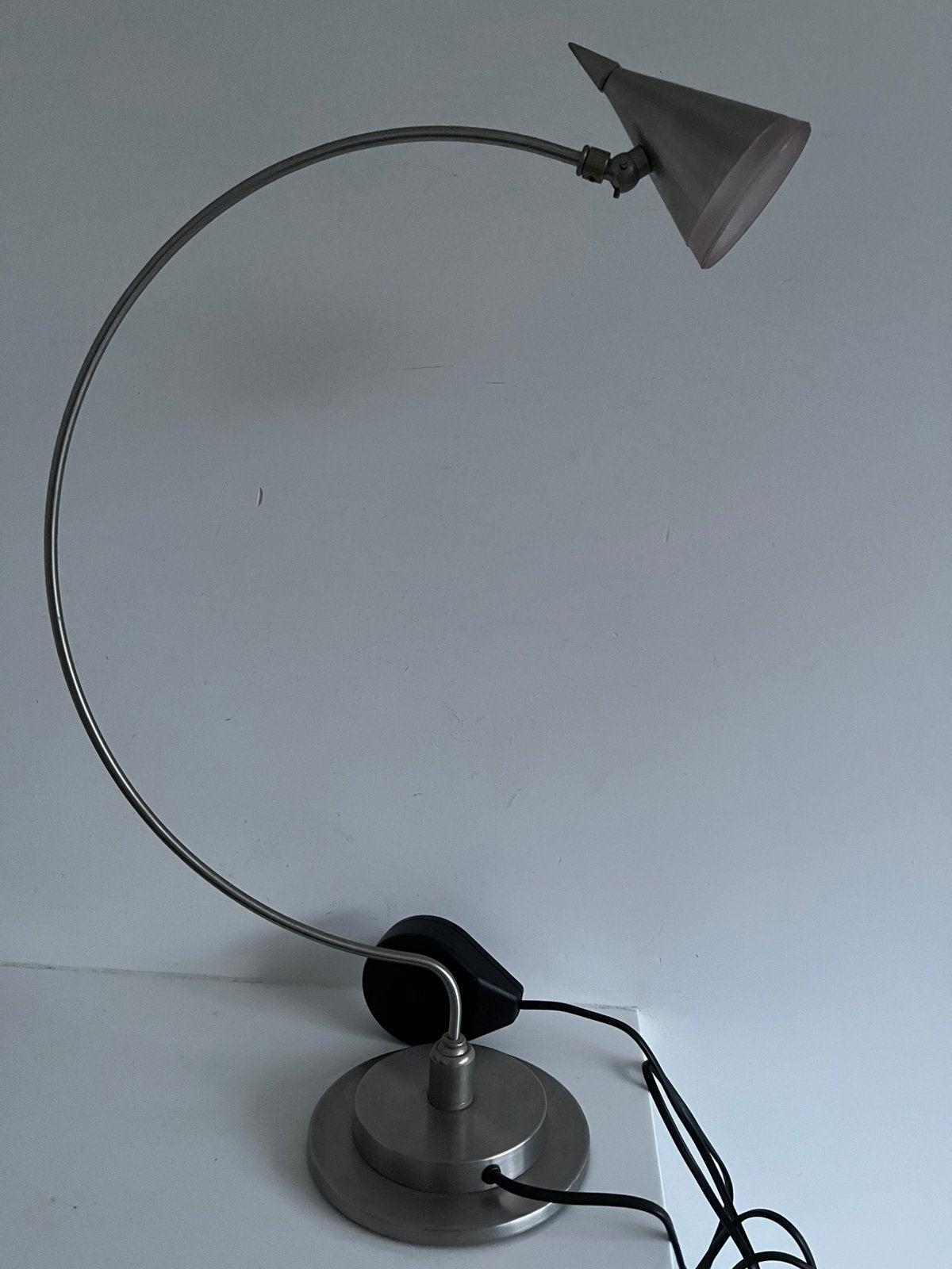 HARCO LOOR. —  BUREAULAMP.   —. 1990., Ophalen of Verzenden