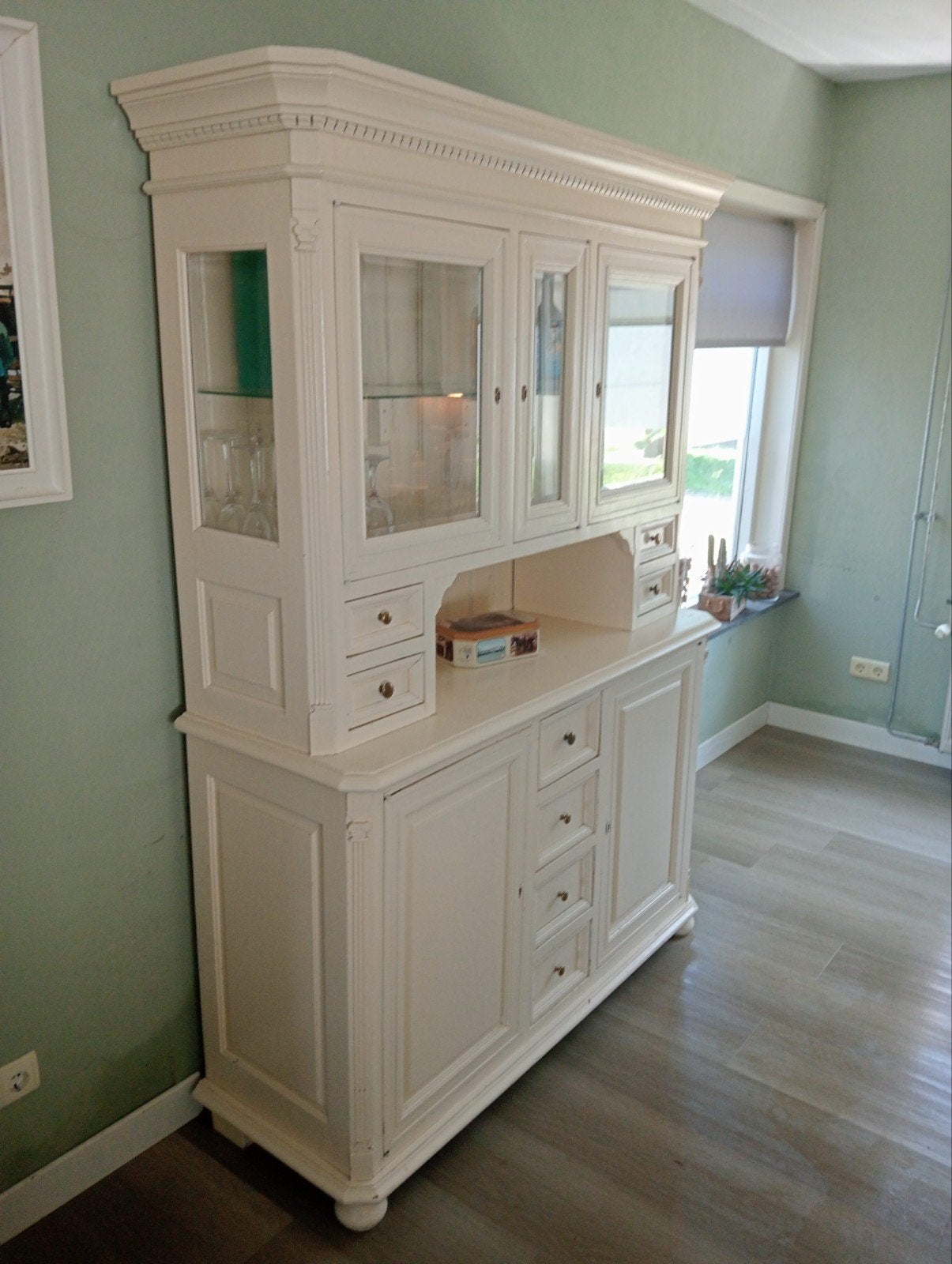 Buffetkast 140 cm breed 200 cm hoog, Huis en Inrichting, Kasten | Buffetkasten, Gebruikt, 100 tot 150 cm, 200 cm of meer, Ophalen of Verzenden