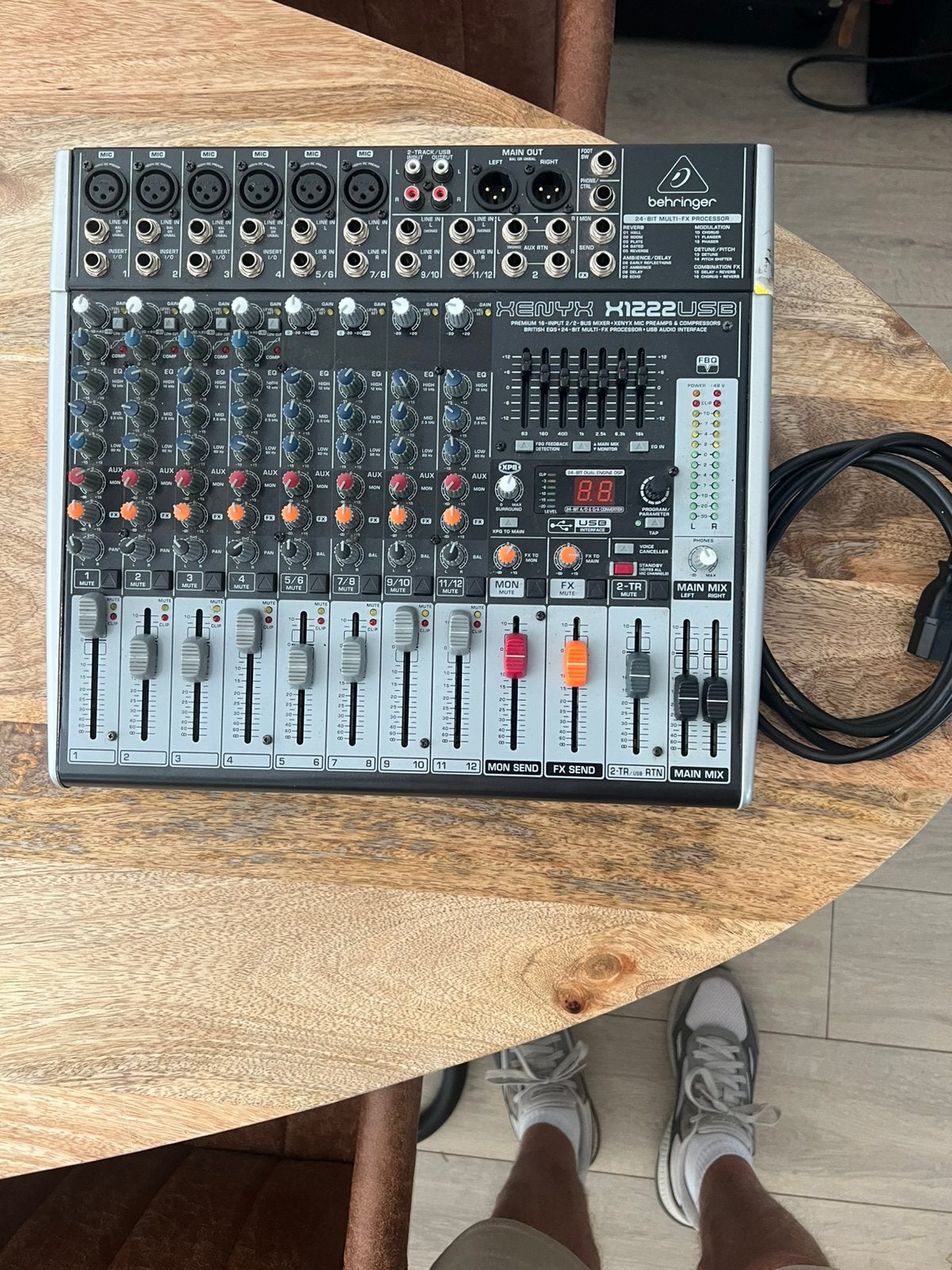 Behringer X1222 usb, Ophalen, Gebruikt, 10 tot 20 kanalen