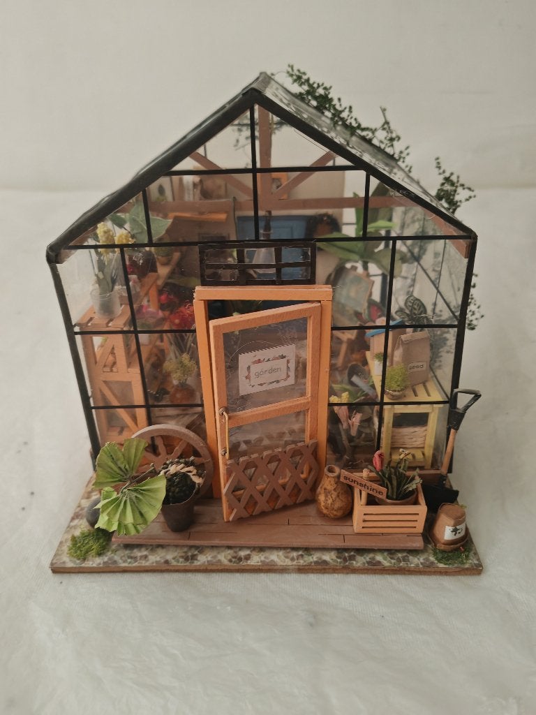 Miniatuur huisjes, 5 euro per stuk, Ophalen, Handgemaakt, Gebouwen, Meerkleurig