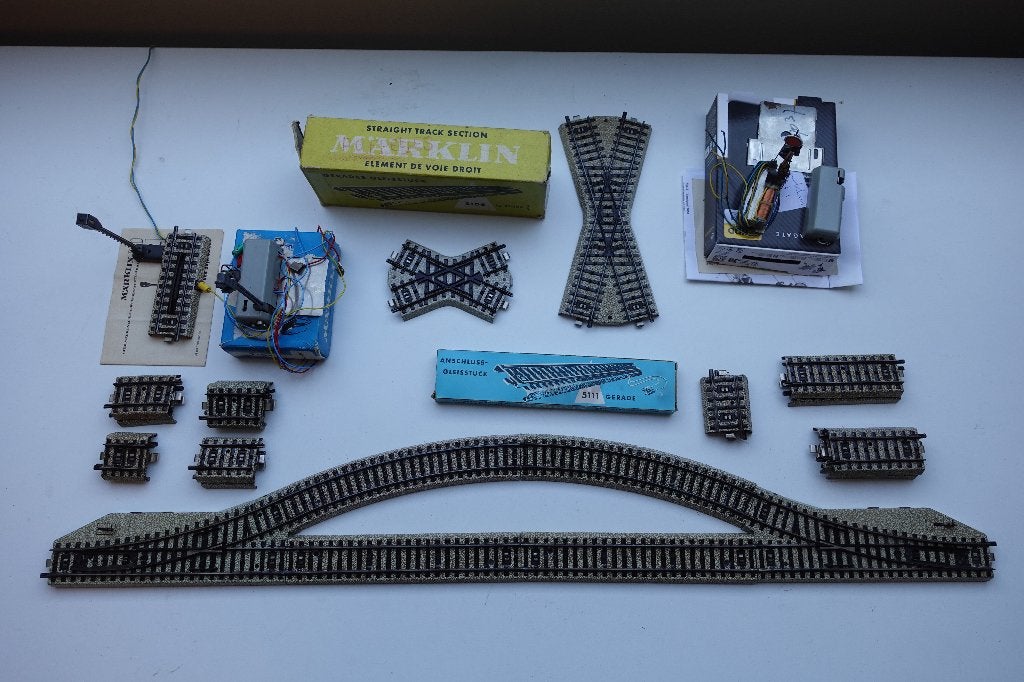 Kaveltje Marklin M rails componenten. , Hobby en Vrije tijd, Wisselstroom, Gebruikt, Rails, Ophalen of Verzenden