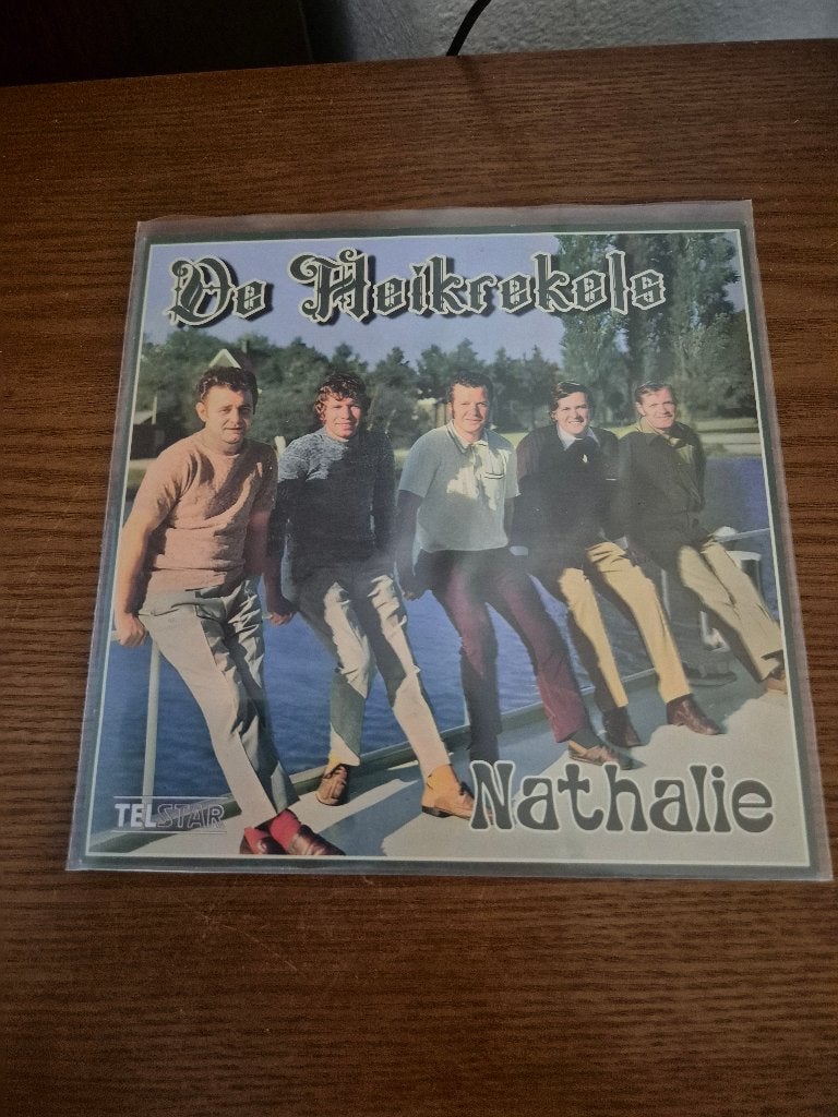 De Heikrekels  en Bello en Bella, Cd's en Dvd's, Ophalen of Verzenden, Zo goed als nieuw, 7 inch, Levenslied of Smartlap