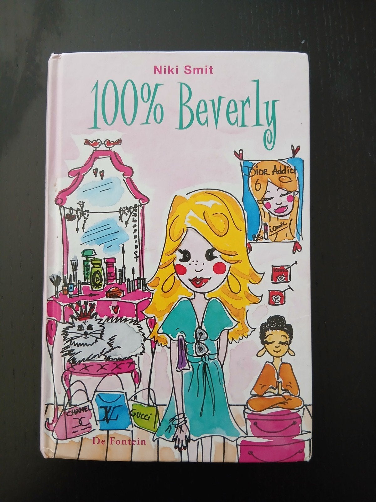 100% Beverly - Niki Smit (Kinderboek), Ophalen of Verzenden, Gelezen