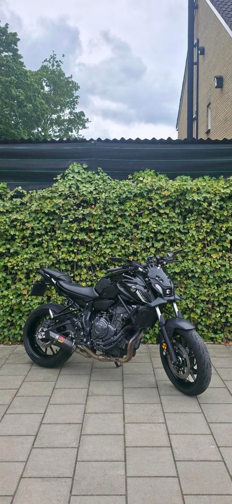 ​Yamaha MT-07 A2 (35kW) – Akrapovic & Toponderhoud!, Motoren, Motoren | Yamaha, 2 cilinders, Gebruikt, Particulier, Minimaal motorrijbewijs A2