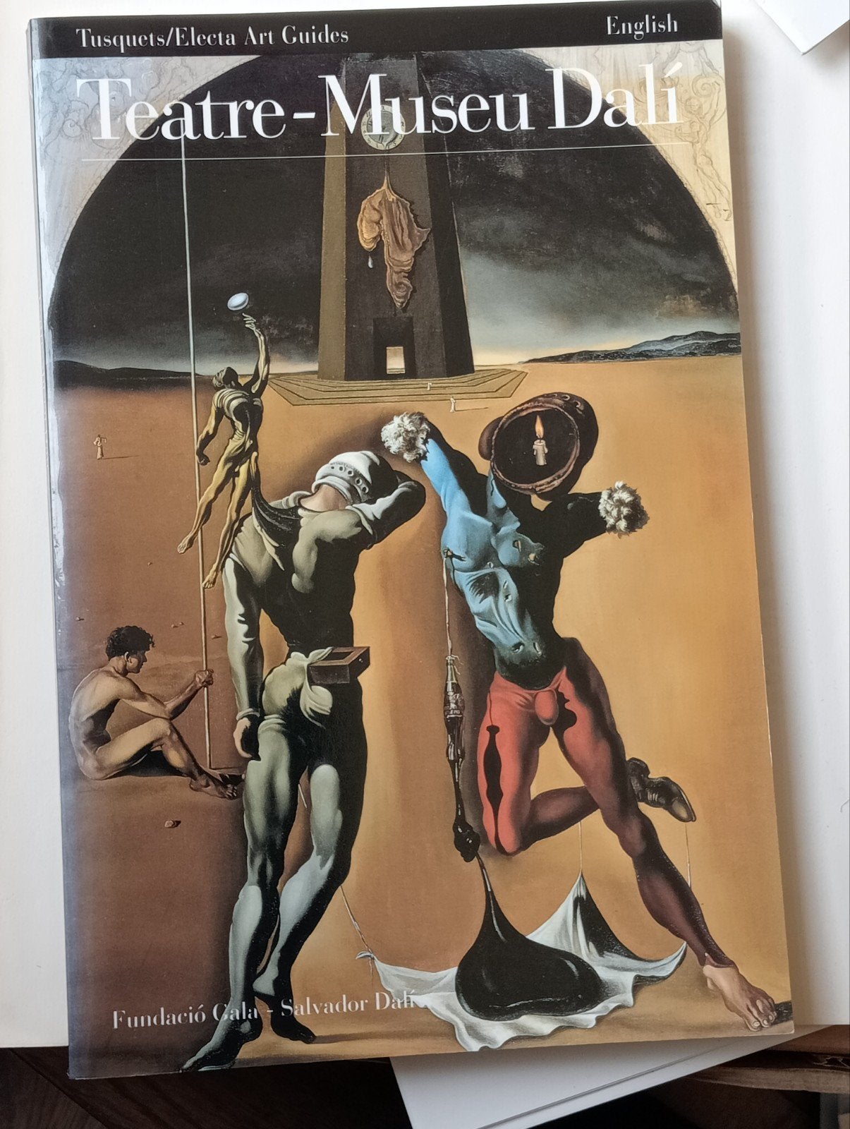 Salvador Dali museum uitgave surrealisme, Ophalen of Verzenden