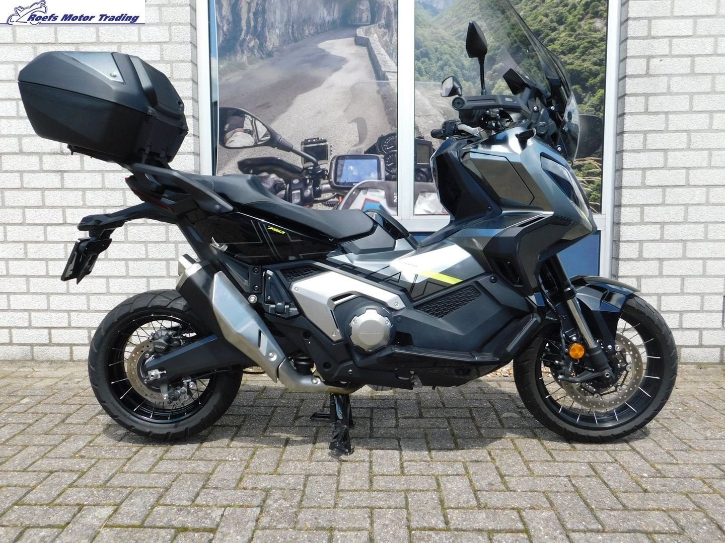 HONDA X-ADV, pas 1270 km, nieuwstaat, Motoren, Motoren | Honda, Bedrijf, Scooter, meer dan 35 kW, 2 cilinders, Motorrijbewijs A