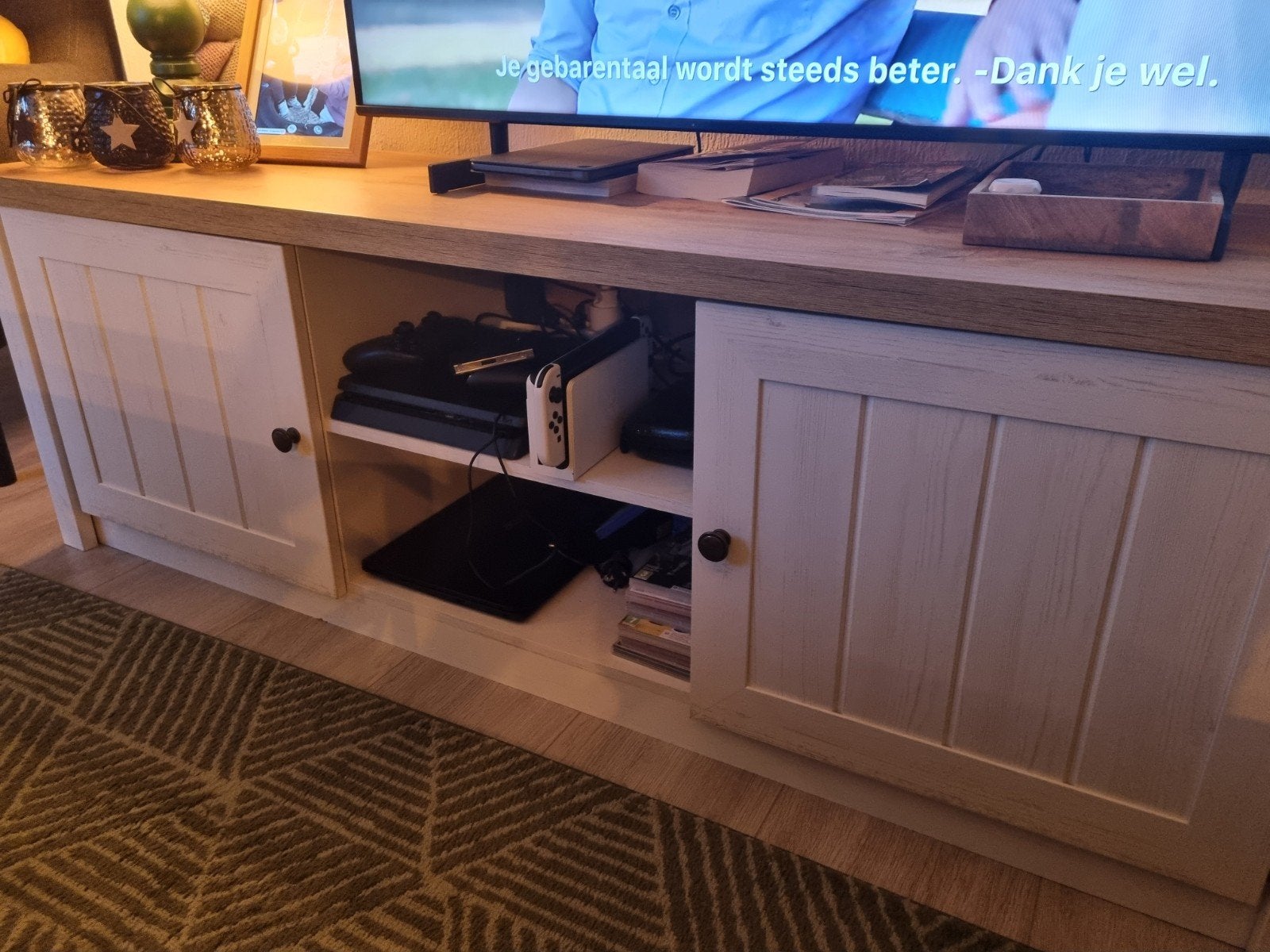 Dressoir kast, tv meubel en vitrinekast, Huis en Inrichting, Kasten | Televisiemeubels, Ophalen, Zo goed als nieuw, 25 tot 50 cm