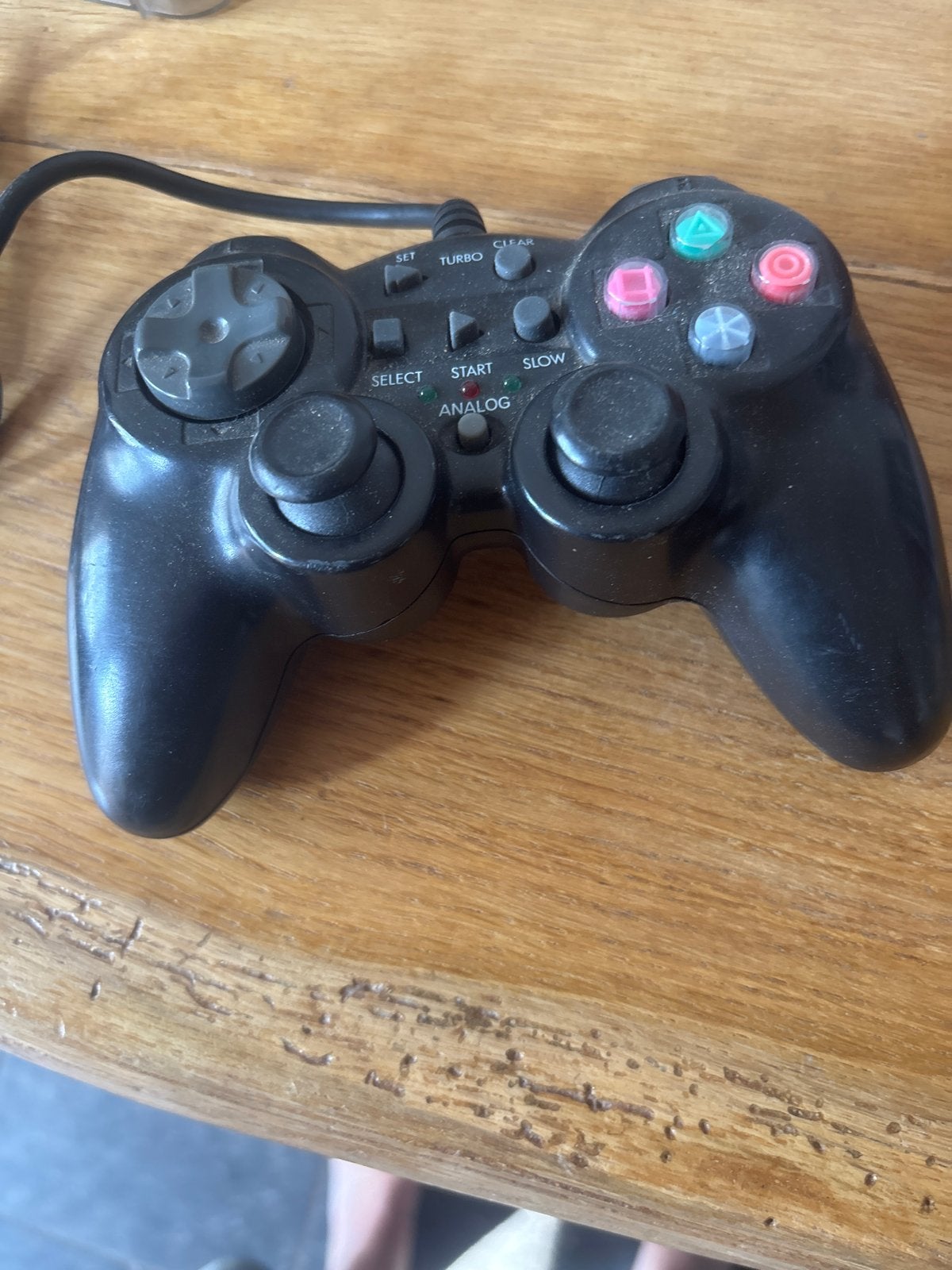 Zwarte bedrade controller voor PlayStation/PC, Spelcomputers en Games, Gebruikt, Overige typen, Overige merken, PlayStation