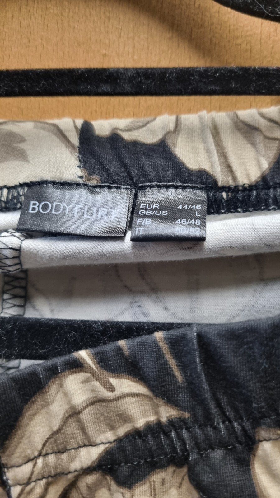 Zgan Capri Legging Bonprix Maat 44/46, Kleding | Dames, Legging, Bonprix, Meerkleurig, Ophalen of Verzenden