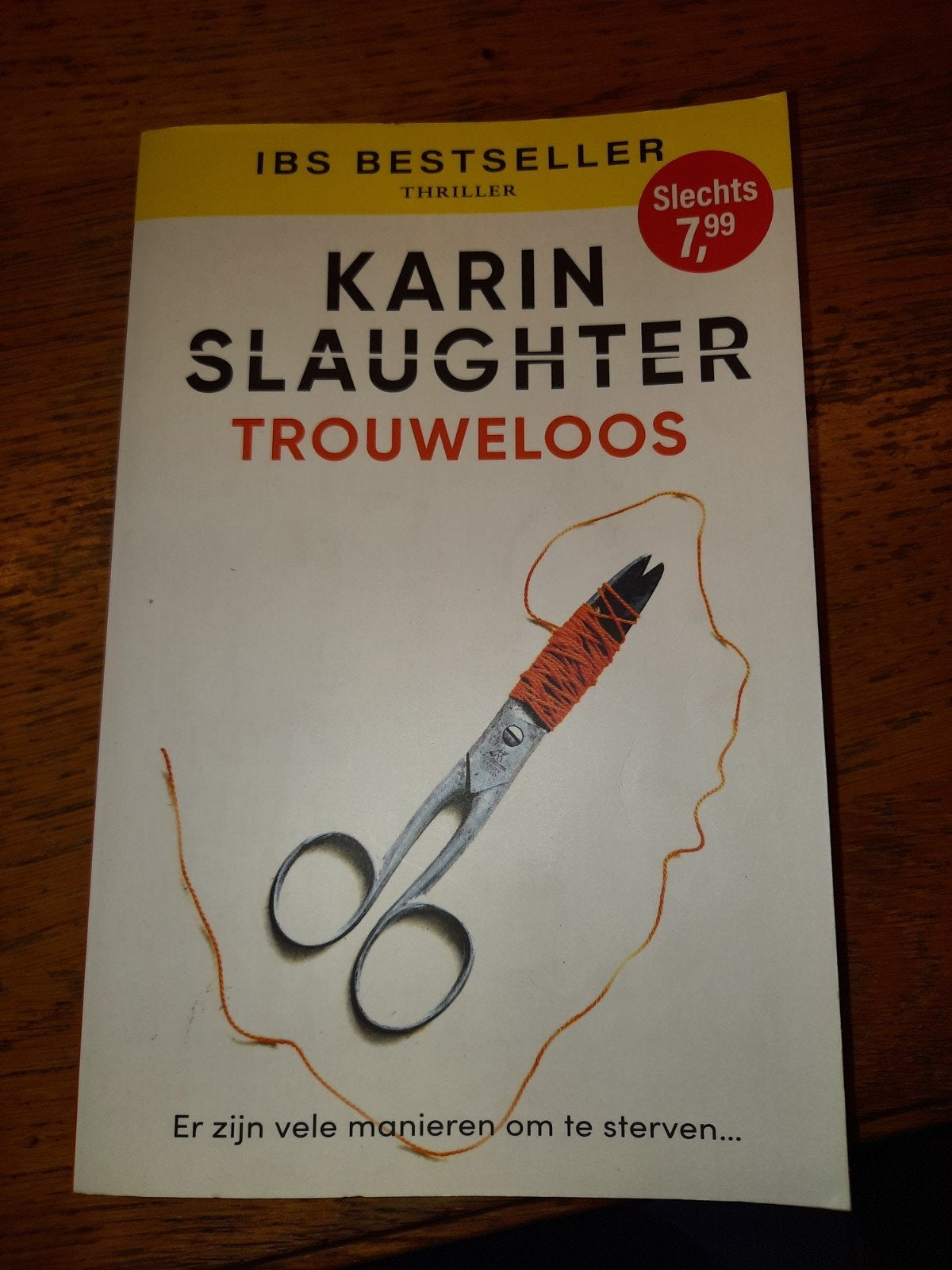 Karin Slaughter - Trouweloos, Boeken, Thrillers, Gelezen, Nederland, Ophalen of Verzenden