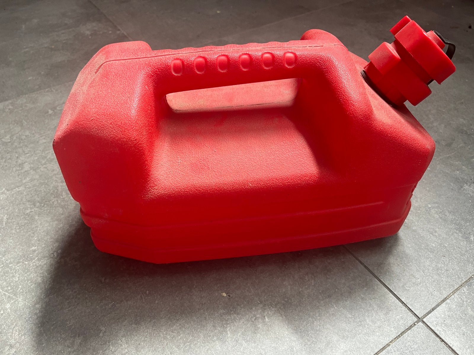 Brandstoftank, Ophalen of Verzenden, Zo goed als nieuw