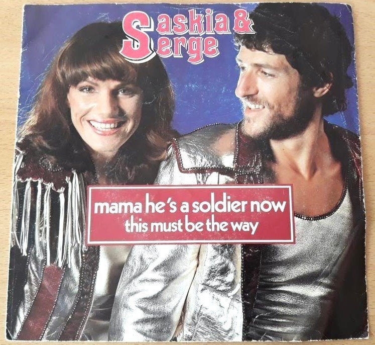 Saskia & Serge – Mama He's A Soldier Now - 1980, 7 inch, Ophalen of Verzenden, Zo goed als nieuw, EP