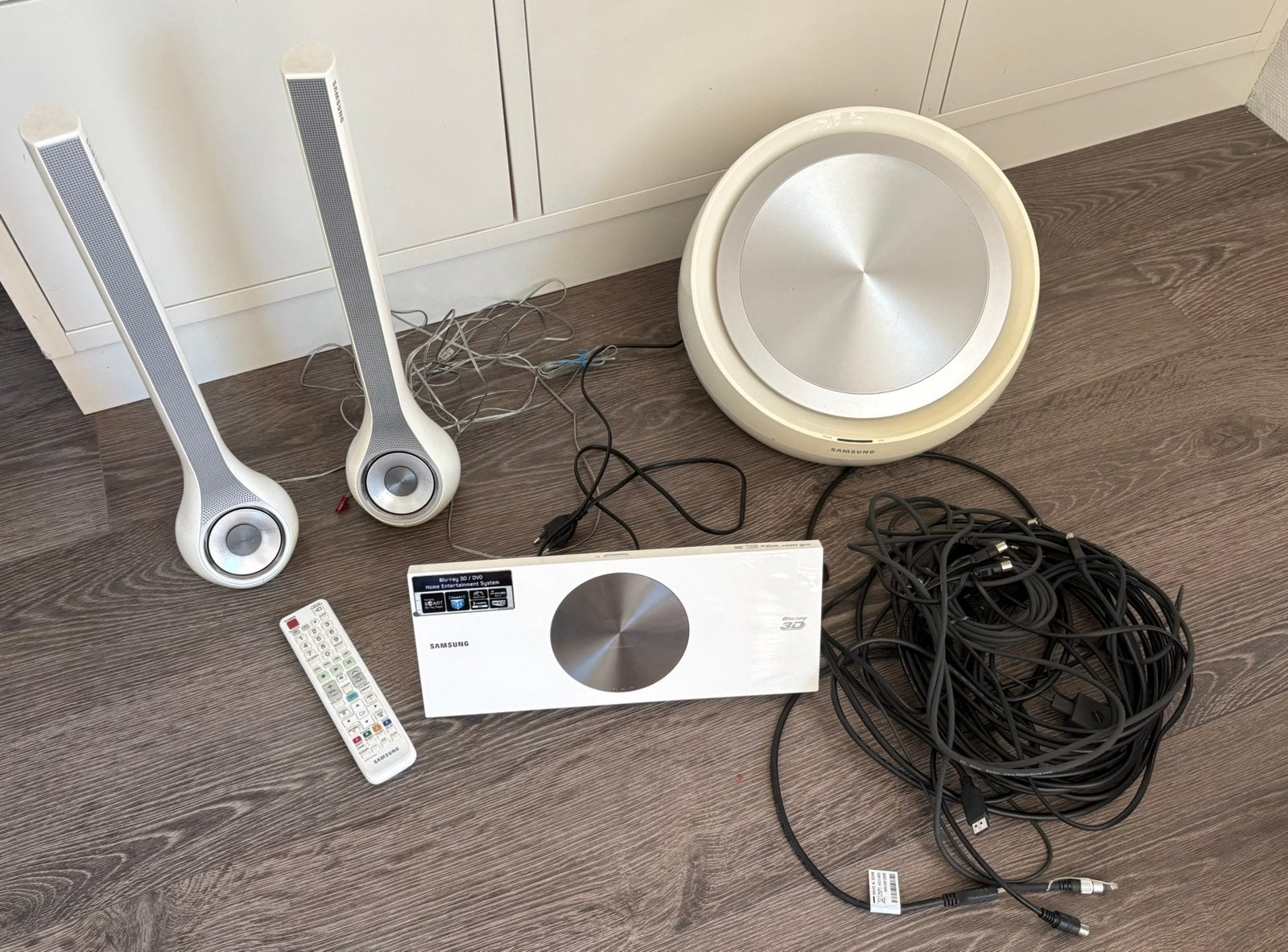 Samsung HT-D7200 2.1 Blu-ray 3D Home Cinema, Blu-ray-speler, 70 watt of meer, Zo goed als nieuw, Ophalen