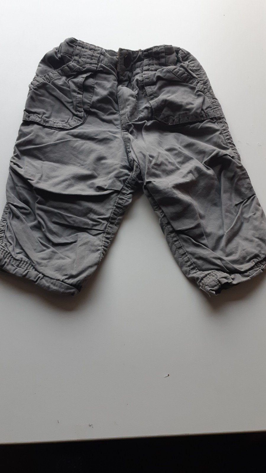 H&M broek maat 74, Kinderen en Baby's, Babykleding | Maat 74, Gebruikt, Broekje, H&M, Ophalen of Verzenden