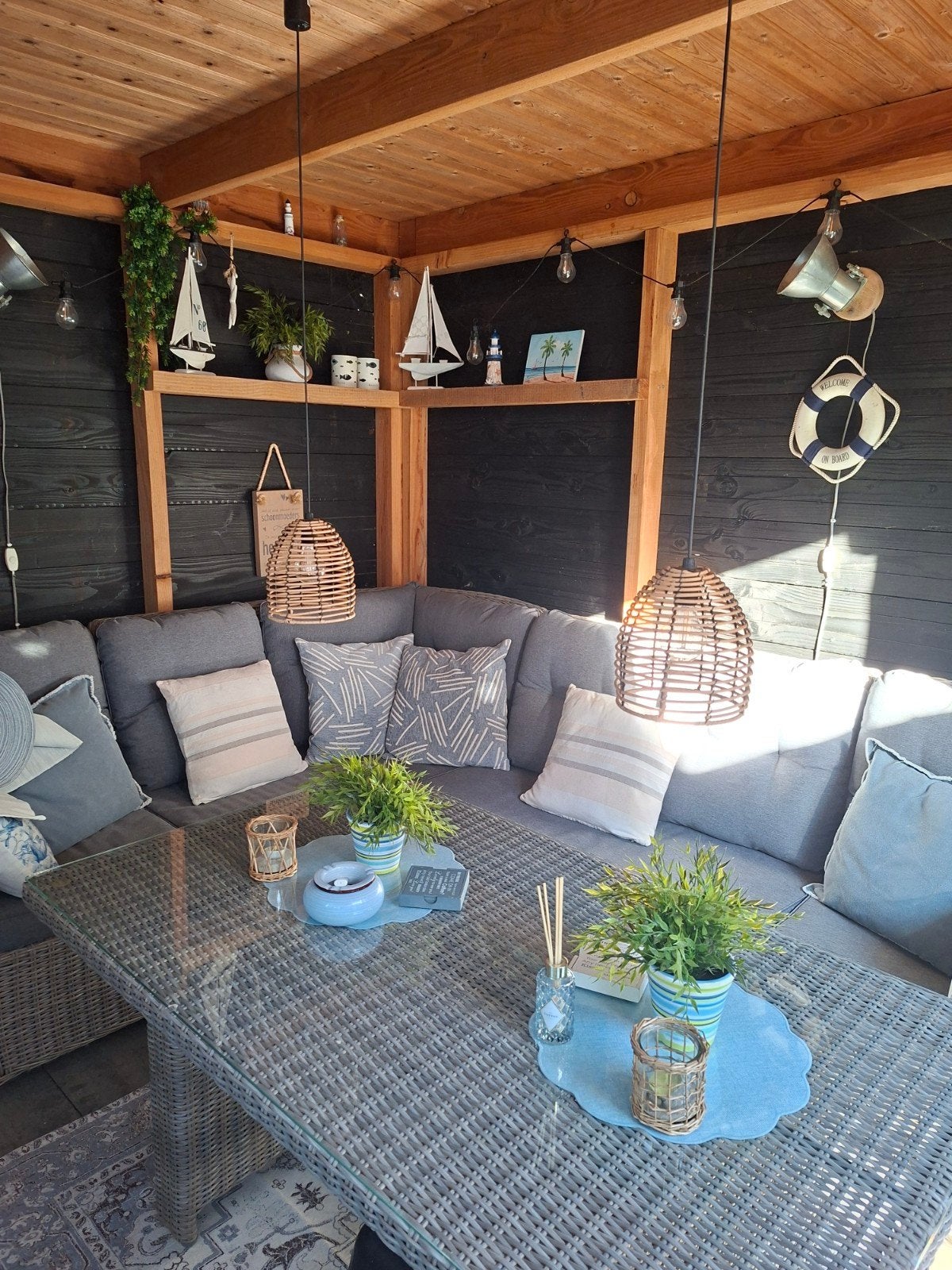 Luxe Loungeset met verstelbare rug en tafel met glasplaat., Tuin en Terras, Tuinsets en Loungesets, Ophalen, Zo goed als nieuw