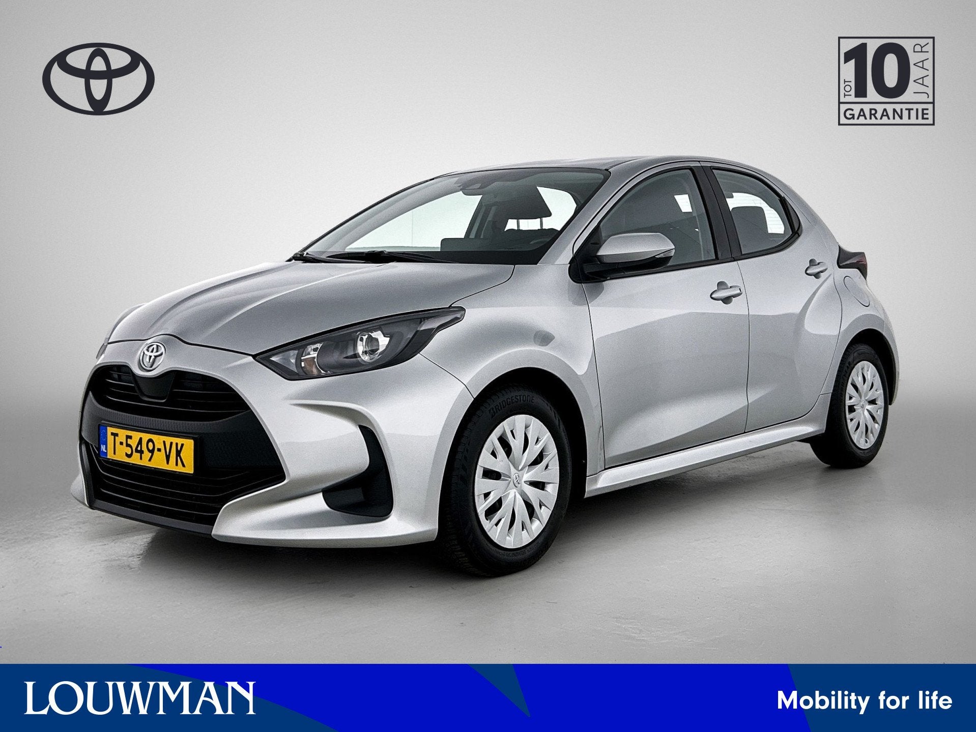 Toyota Yaris 1.5 VVT-i Active (bj 2023), Auto's, Toyota, Voorwielaandrijving, 12 maanden, Bedrijf, Handgeschakeld