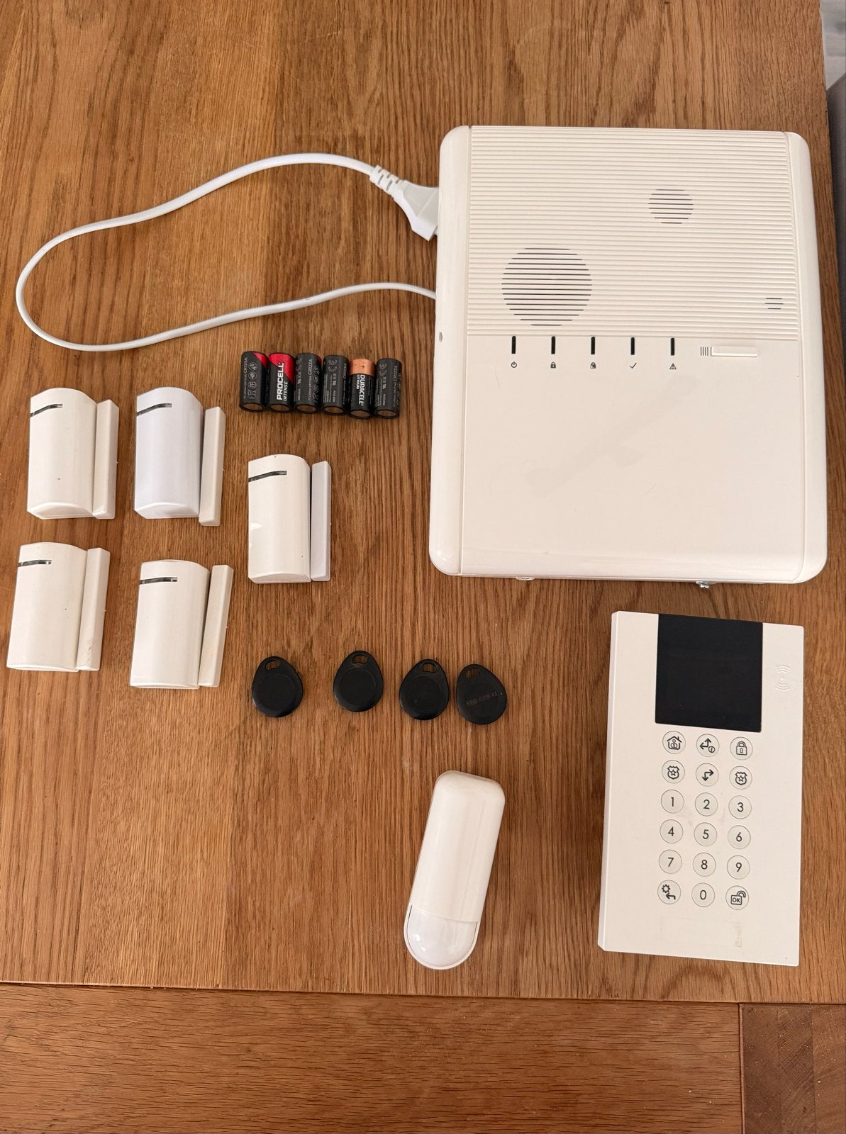 Risco alarmsysteem - complete set met sensoren en tags, Ophalen, Beweging, Zo goed als nieuw, Compleet systeem