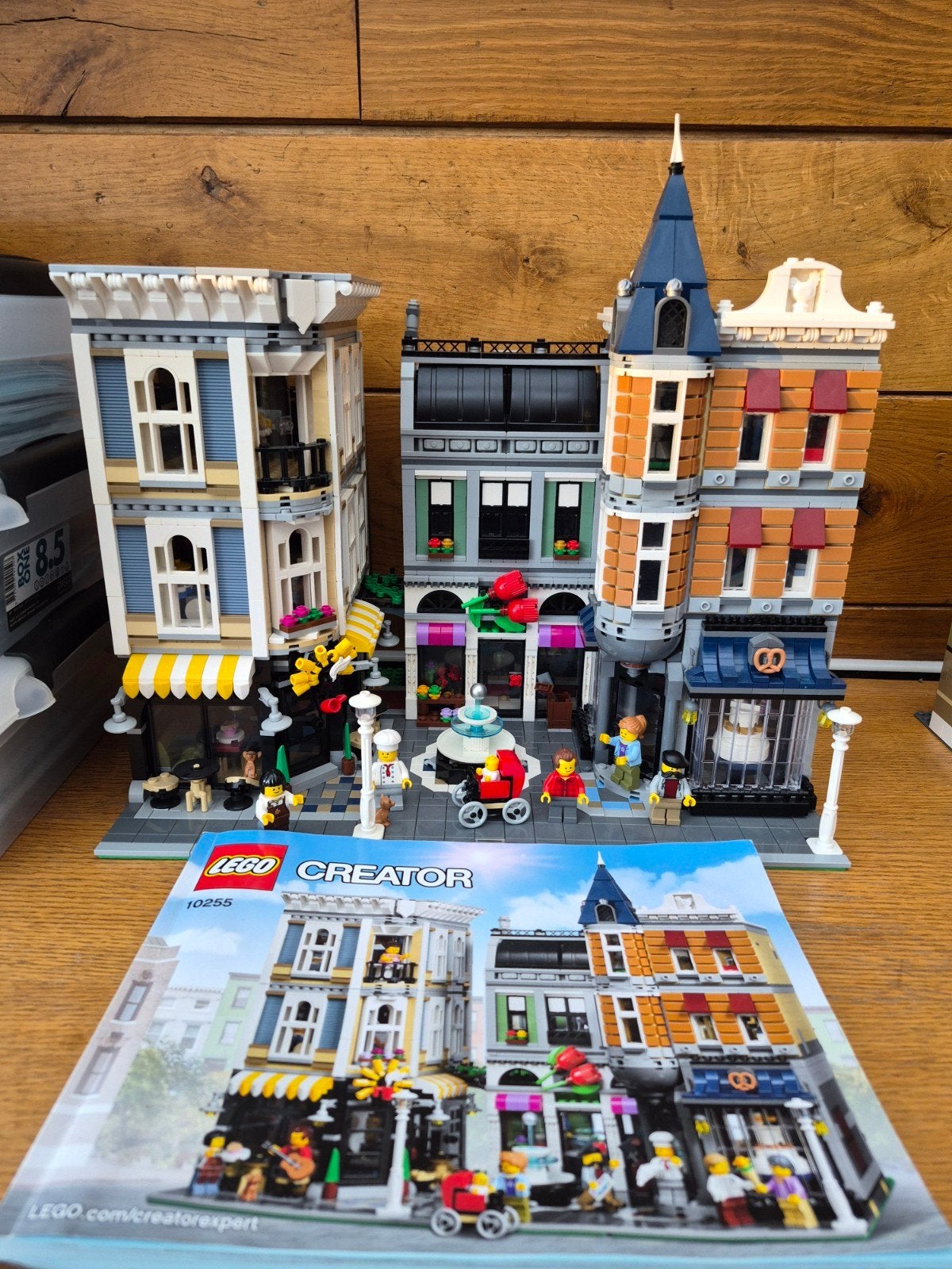 LEGO Creator Expert 10255 Montageplein, Ophalen of Verzenden, Zo goed als nieuw, Overige merken