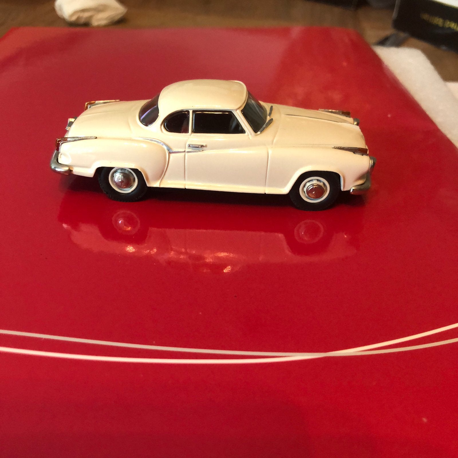 van PATHFINDER  BORGWARD ISABELA COUPE WIT, Ophalen of Verzenden, Zo goed als nieuw, Auto