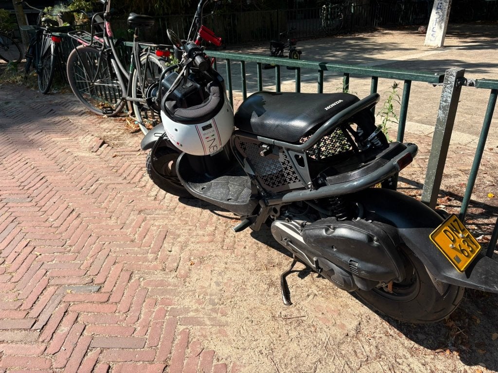 Honda Zoomer 2017 - 16750km - 45km/h, Gebruikt, Benzine, Ophalen, Overige merken