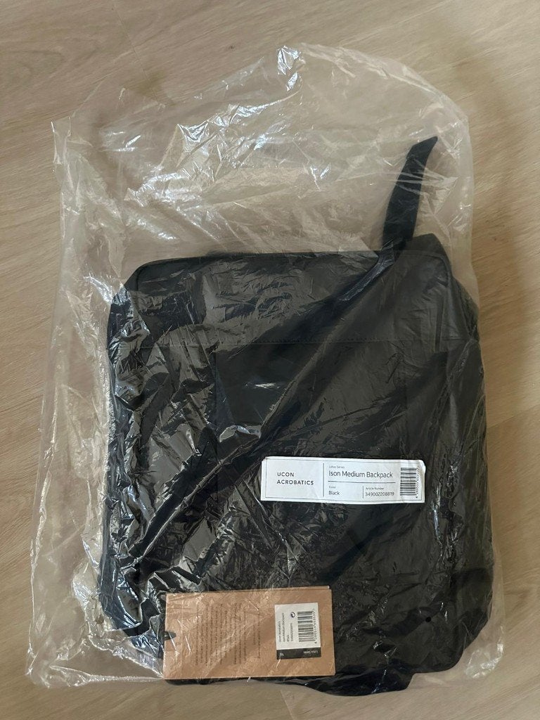 Ucon Acrobatics Ison Lotus Rugzak Zwart NIEUW, 25 tot 40 cm, Nieuw, Ophalen of Verzenden, Waterdicht