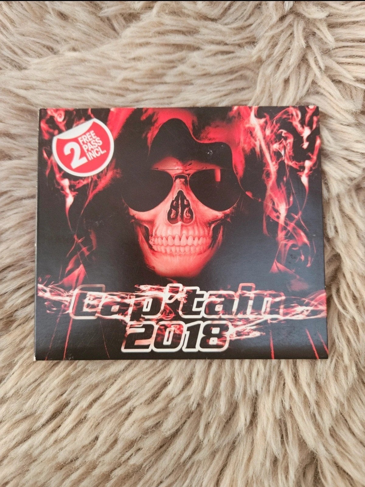 Loic D, Ronald-V – Cap'tain 2018, Ophalen of Verzenden, Zo goed als nieuw