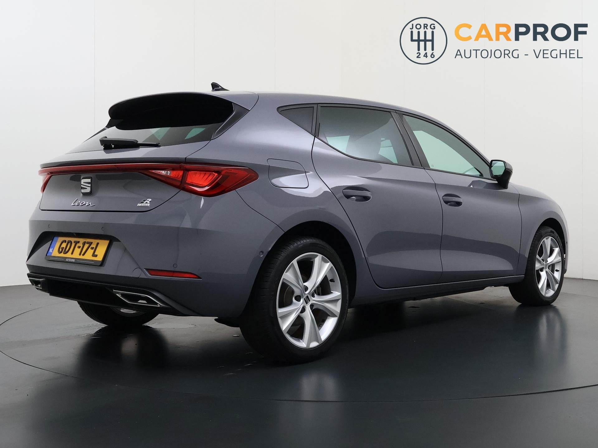 SEAT Leon 1.4 TSI eHybrid PHEV FR Business Intense Navigatie, Gebruikt, Leon, Alcantara, 13 kWh